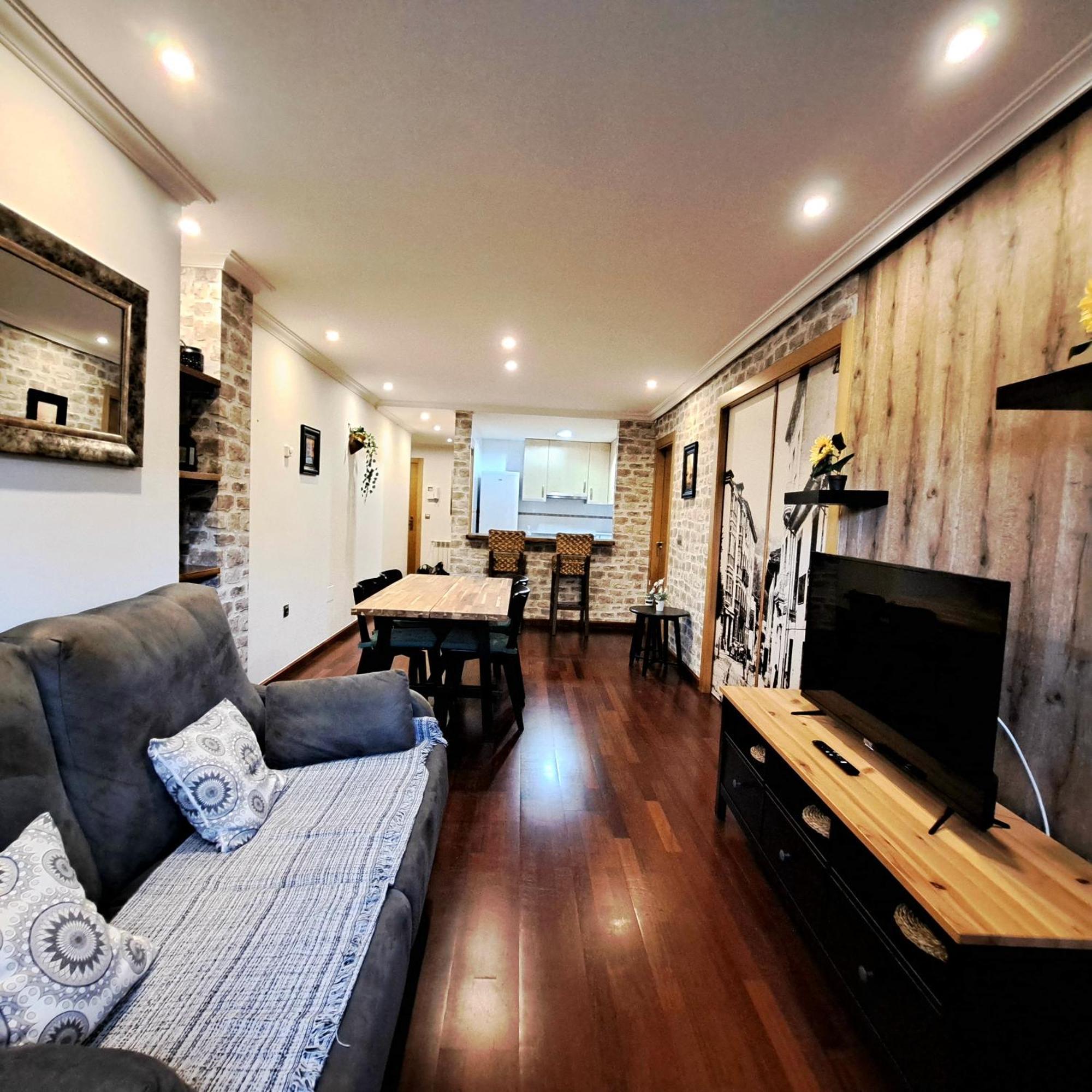 Apartamento Con Terraza Al Puente Romano Onís Eksteriør billede
